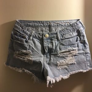 COTTON ON LIGHT WASH CUT OFF JEAN SHORTS